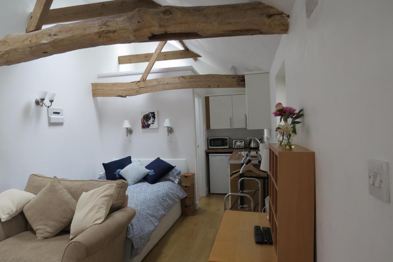 The Old Stables, Whitehall Farmhouse, Oakington Cambridge